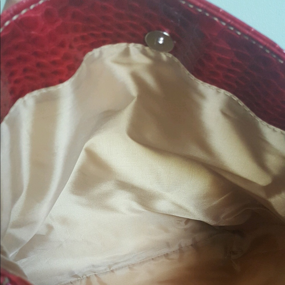 Red Patent Leather Tote - Picture 4 of 4
